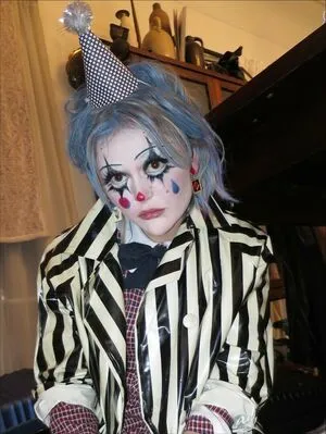 Emily Alyn Lind OnlyFans Leaked Free Thumbnail Picture - #ZwTiRzNtu0