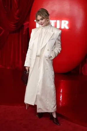 Emily Alyn Lind OnlyFans Leaked Free Thumbnail Picture - #mTrefmGsV8