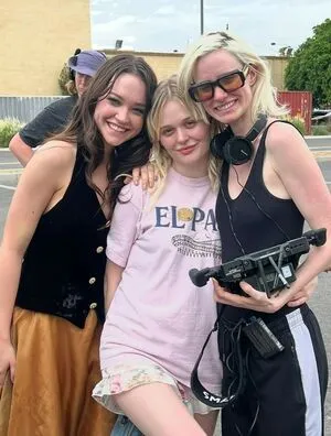 Emily Alyn Lind OnlyFans Leaked Free Thumbnail Picture - #yLoTKBO5iq