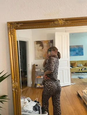 Emily Anouk Dorn OnlyFans Leaked Free Thumbnail Picture - #Q9lVjeRLF7