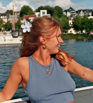 Emily Anouk Dorn OnlyFans Leaked Free Thumbnail Picture - #dm0V14QJMI