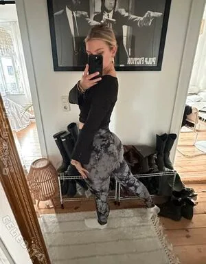 Emily Anouk Dorn OnlyFans Leaked Free Thumbnail Picture - #rAzmRiw7WL