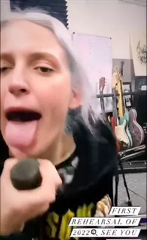 Emily Armstrong OnlyFans Leaked Free Thumbnail Picture - #ffGTOYs3pP