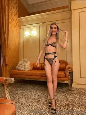 Emily Belle OnlyFans Leaked Free Thumbnail Picture - #ZvVVtvIb55