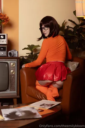 Emily Bloom OnlyFans Leaked Free Thumbnail Picture - #9Xu3LwunCs
