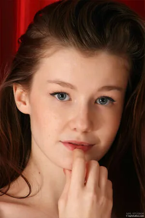 Emily Bloom OnlyFans Leaked Free Thumbnail Picture - #C06LjKU4jd