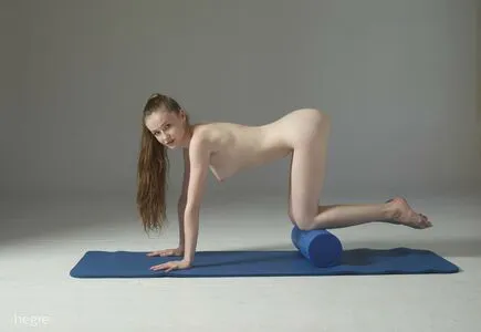 Emily Bloom OnlyFans Leaked Free Thumbnail Picture - #CgydOyYSz2