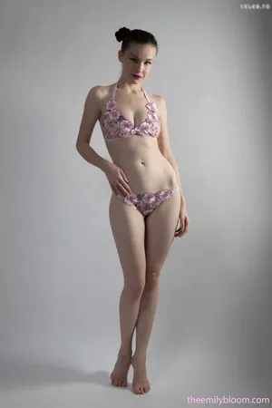 Emily Bloom OnlyFans Leaked Free Thumbnail Picture - #E8ObYJRMx9