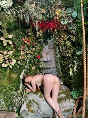 Emily Bloom OnlyFans Leaked Free Thumbnail Picture - #KeMwahwYsa