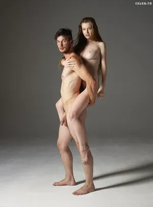 Emily Bloom OnlyFans Leaked Free Thumbnail Picture - #KnfsDmdMZA