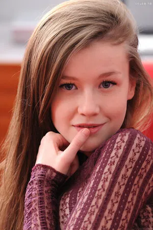 Emily Bloom OnlyFans Leaked Free Thumbnail Picture - #OQELer3E4D