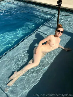 Emily Bloom OnlyFans Leaked Free Thumbnail Picture - #d4FqWhssBU