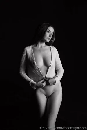 Emily Bloom OnlyFans Leaked Free Thumbnail Picture - #zUwqKawdey