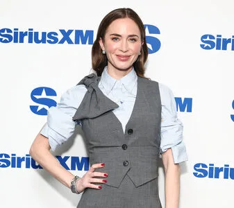 Emily Blunt OnlyFans Leaked Free Thumbnail Picture - #YiiQRCeams