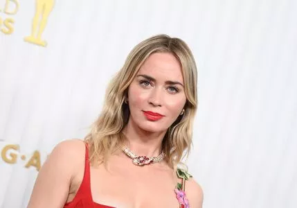 Emily Blunt OnlyFans Leaked Free Thumbnail Picture - #rJZ81YsH3D