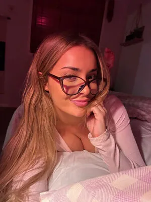 Emily Bright OnlyFans Leaked Free Thumbnail Picture - #58hsCKcQe2