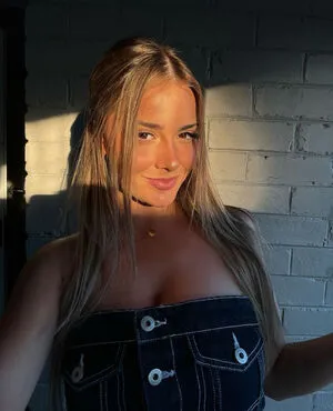 Emily Bright OnlyFans Leaked Free Thumbnail Picture - #dNX8k7aGKq