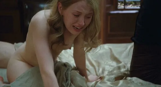 Emily Browning OnlyFans Leaked Free Thumbnail Picture - #OtB7Vii0no