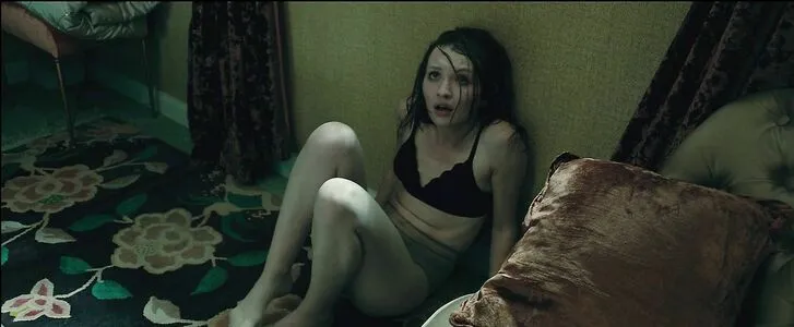 Emily Browning OnlyFans Leaked Free Thumbnail Picture - #a4BRAVHXYh