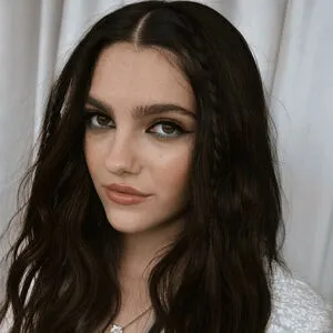 Emily Carey OnlyFans Leaked Free Thumbnail Picture - #e3hpZ5hdPy