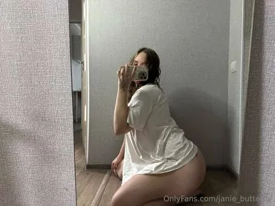 Emily Chubby OnlyFans Leaked Free Thumbnail Picture - #wkaFviL1k7