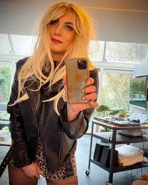 Emily Crossdresser OnlyFans Leaked Free Thumbnail Picture - #7AWsEjv8dK