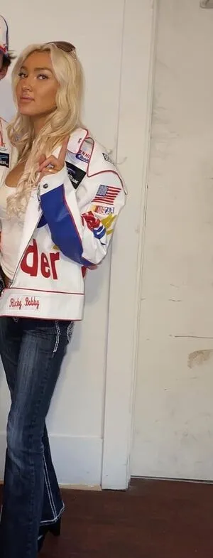 Emily Dunigan OnlyFans Leaked Free Thumbnail Picture - #LSCuEY2Z3y