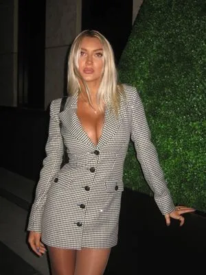 Emily Dunigan OnlyFans Leaked Free Thumbnail Picture - #wJ9Lo9L9Fb