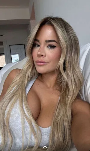 Emily Elizab3th OnlyFans Leaked Free Thumbnail Picture - #F4B8qPQYV0