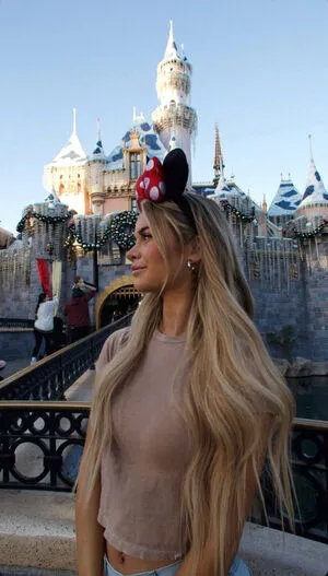 Emily Elizab3th OnlyFans Leaked Free Thumbnail Picture - #H8GOW2sfCx