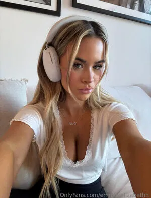 Emily Elizab3th OnlyFans Leaked Free Thumbnail Picture - #HsJ1SiisNb