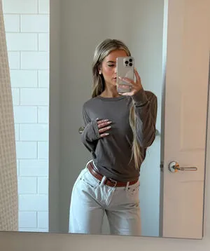 Emily Elizab3th OnlyFans Leaked Free Thumbnail Picture - #PbSO0slCGy