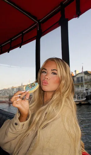 Emily Elizab3th OnlyFans Leaked Free Thumbnail Picture - #SsjPQ2By8H