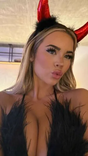 Emily Elizab3th OnlyFans Leaked Free Thumbnail Picture - #gaFGF1hjdd