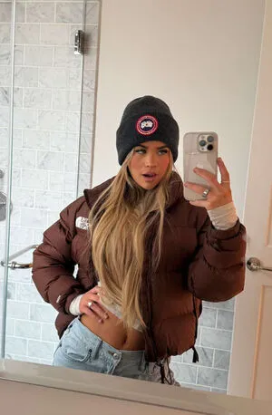 Emily Elizab3th OnlyFans Leaked Free Thumbnail Picture - #menxaxkhd7