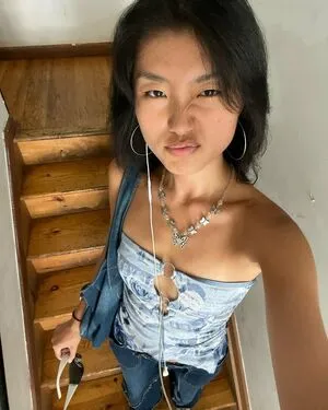 Emily Fan OnlyFans Leaked Free Thumbnail Picture - #AGfo2UlhV1