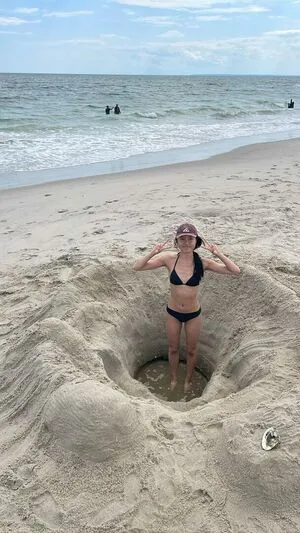Emily Fan OnlyFans Leaked Free Thumbnail Picture - #tKZCFb8reG