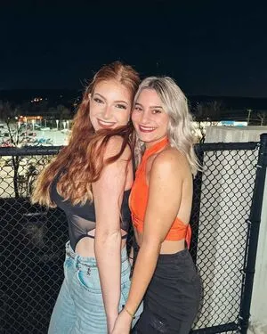 Emily Fiore OnlyFans Leaked Free Thumbnail Picture - #Hw7soSgDxA
