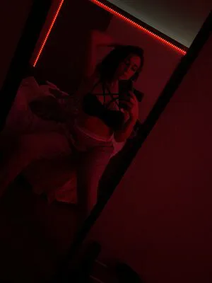 Emily Fox OnlyFans Leaked Free Thumbnail Picture - #d8jZmv2O9k