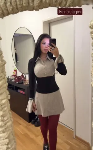 Emily Furz OnlyFans Leaked Free Thumbnail Picture - #TN4R0baxri