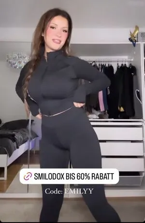 Emily Furz OnlyFans Leaked Free Thumbnail Picture - #e74XBjr1v9
