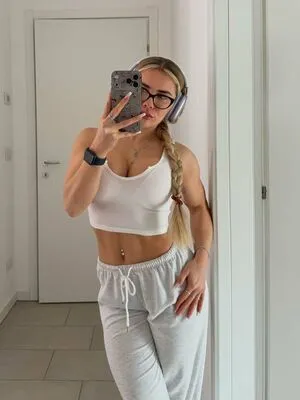 Emily Gervasio OnlyFans Leaked Free Thumbnail Picture - #Y6uvUZ2kZ9