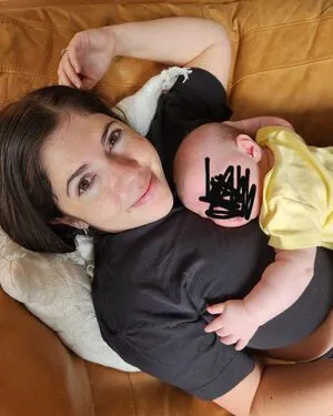 Emily H Barry OnlyFans Leaked Free Thumbnail Picture - #5R4FVVsFO5