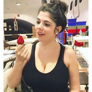 Emily H Barry OnlyFans Leaked Free Thumbnail Picture - #LbAIfLVbru