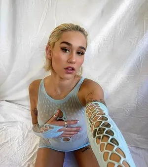 Emily H OnlyFans Leaked Free Thumbnail Picture - #pUSldpczwk