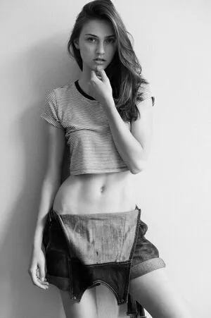 Emily Hall OnlyFans Leaked Free Thumbnail Picture - #yBn6gvyVwx