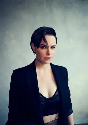 Emily Hampshire OnlyFans Leaked Free Thumbnail Picture - #Uqa7W2u4tl