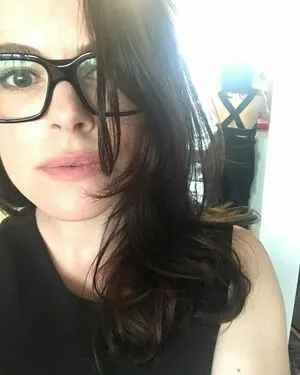 Emily Hampshire OnlyFans Leaked Free Thumbnail Picture - #eUMdFoDvEv