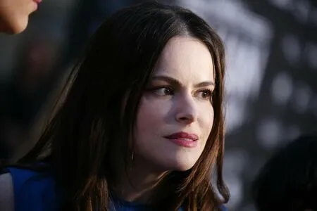 Emily Hampshire OnlyFans Leaked Free Thumbnail Picture - #qvoGoOGwu5