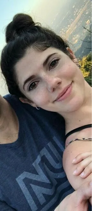 Emily Helen Barry OnlyFans Leaked Free Thumbnail Picture - #8n619X90Ss